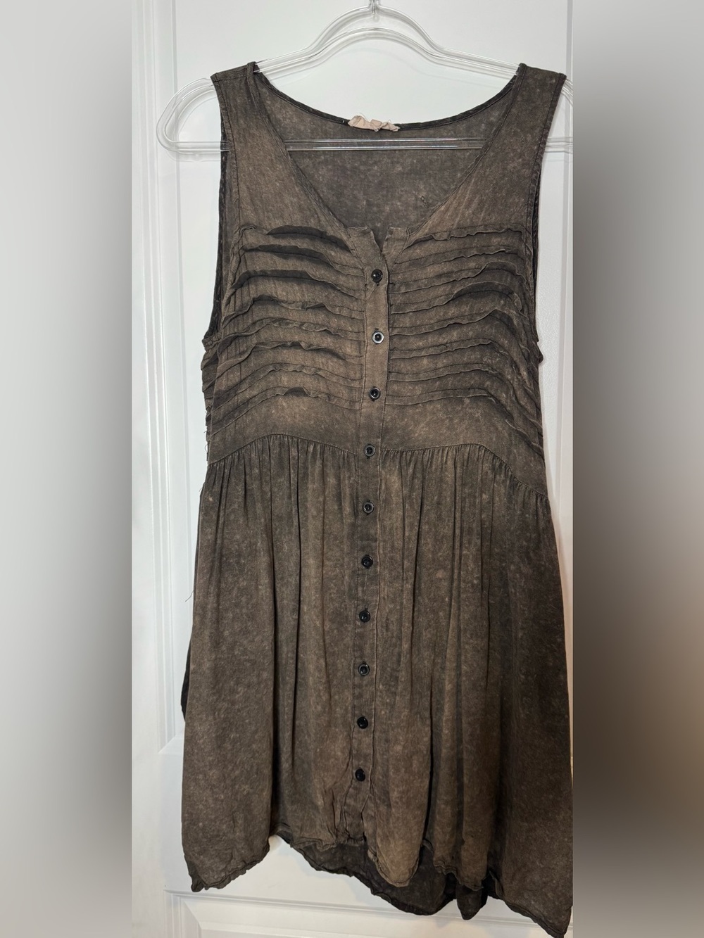 entro Washed Brown Sleeveless Button distressed tunic blouse lg stretch boho